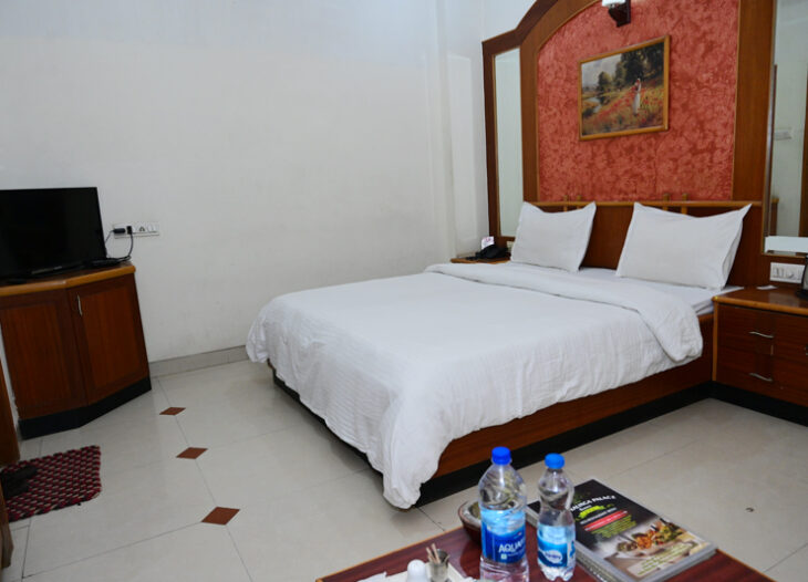 AC Deluxe Room